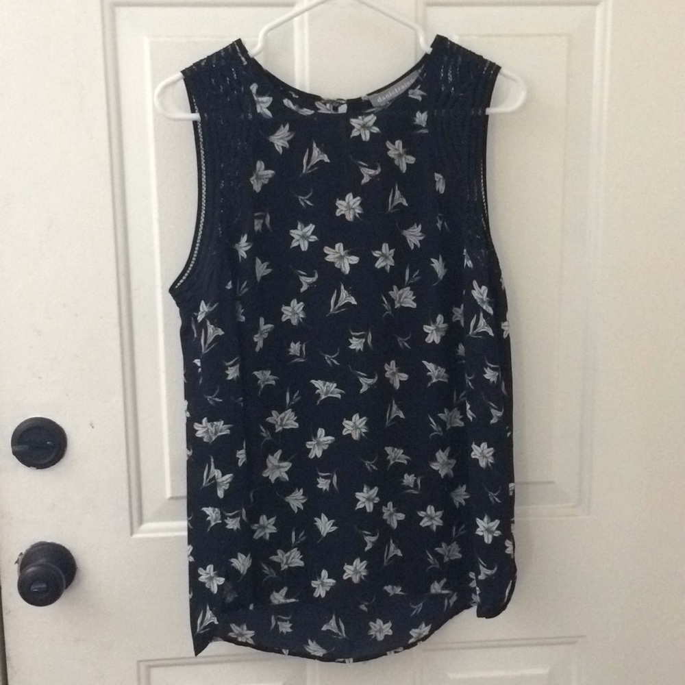 Daniel Rainn sleeveless blouse, L